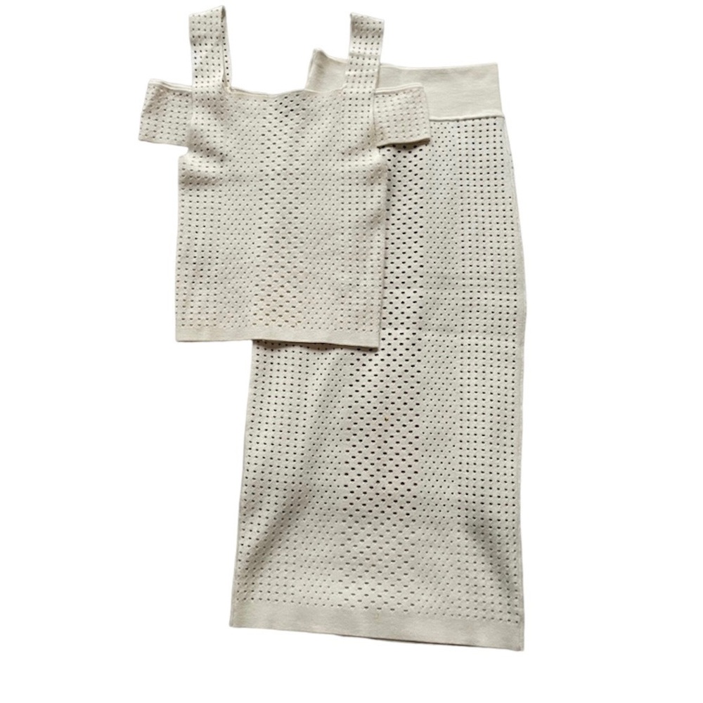 Express, Size Xs, Color Crme, Knit Set Top And Sk… - image 4